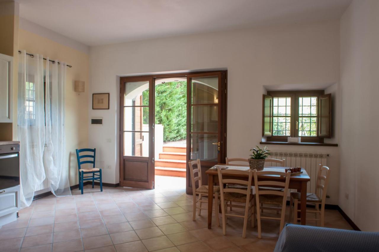 Casale La Fata -Tipico Toscano Immerso Nelle Colline Tra Lucca E Versilia, 6 Appartamenti Indipendenti Камайоре Экстерьер фото