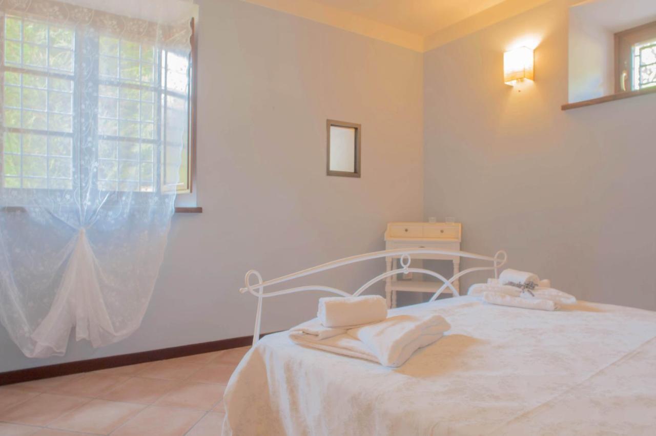 Casale La Fata -Tipico Toscano Immerso Nelle Colline Tra Lucca E Versilia, 6 Appartamenti Indipendenti Камайоре Экстерьер фото