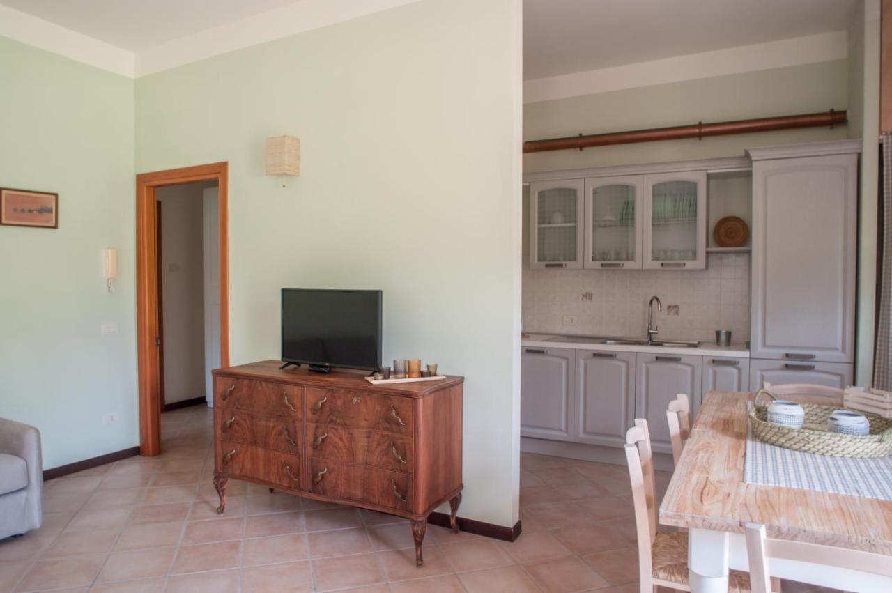 Casale La Fata -Tipico Toscano Immerso Nelle Colline Tra Lucca E Versilia, 6 Appartamenti Indipendenti Камайоре Экстерьер фото
