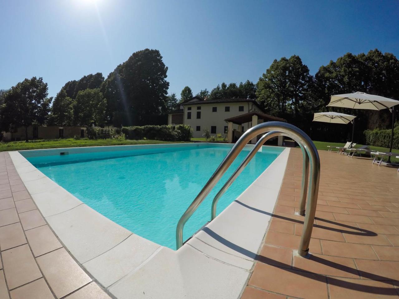 Casale La Fata -Tipico Toscano Immerso Nelle Colline Tra Lucca E Versilia, 6 Appartamenti Indipendenti Камайоре Экстерьер фото