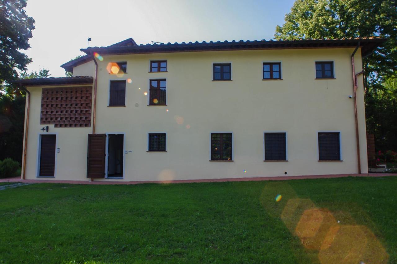 Casale La Fata -Tipico Toscano Immerso Nelle Colline Tra Lucca E Versilia, 6 Appartamenti Indipendenti Камайоре Экстерьер фото
