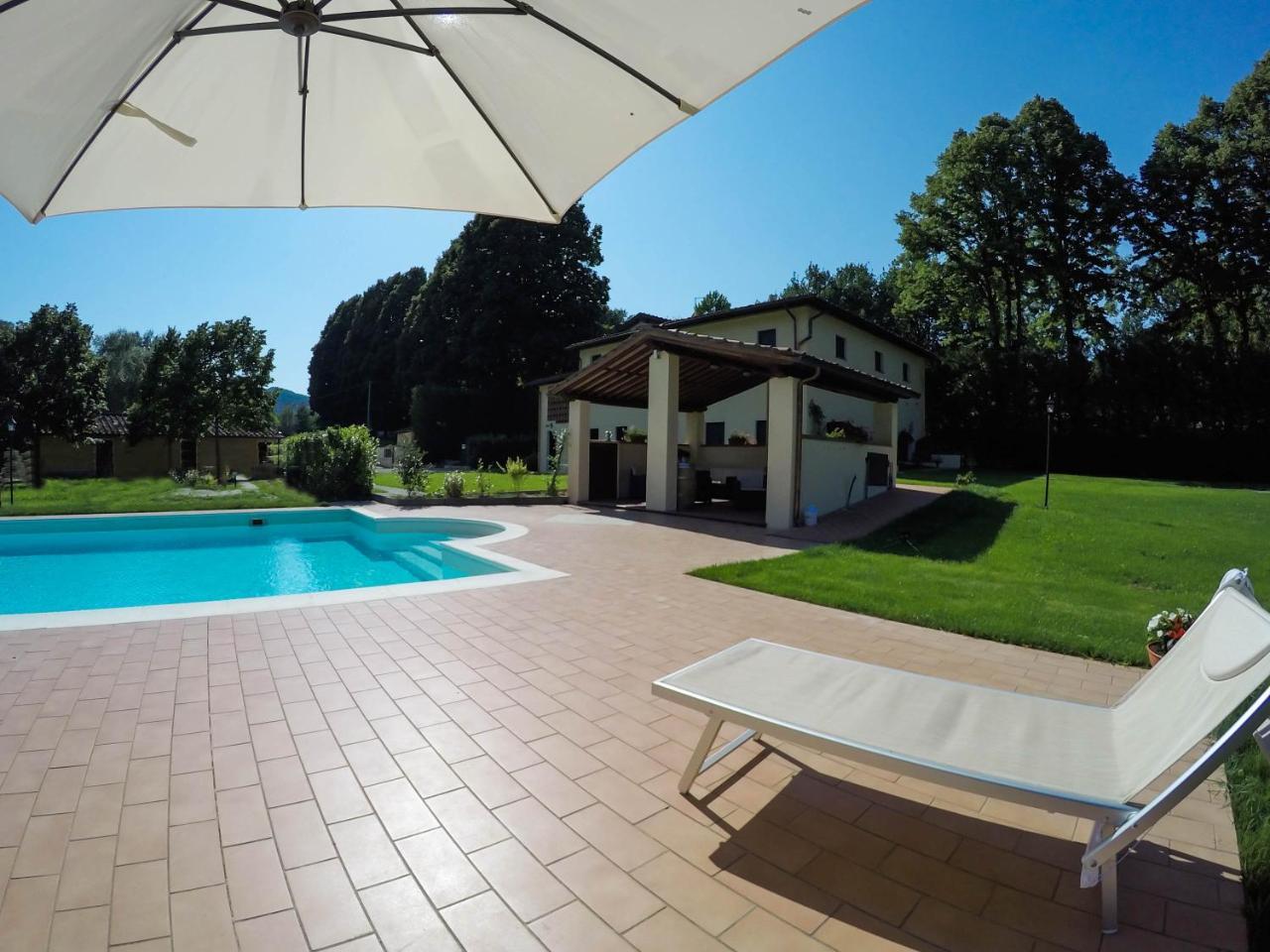 Casale La Fata -Tipico Toscano Immerso Nelle Colline Tra Lucca E Versilia, 6 Appartamenti Indipendenti Камайоре Экстерьер фото
